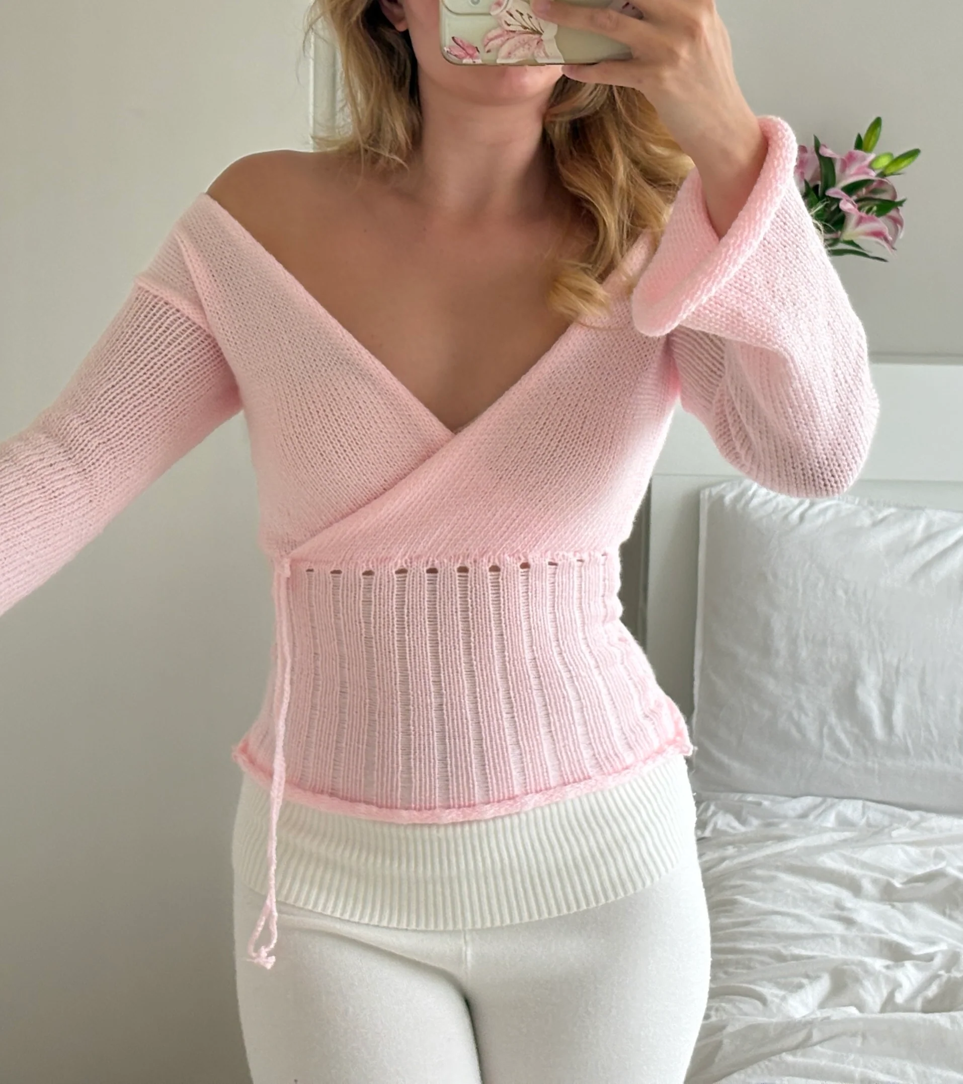 The Olivia sweater - baby pink - Image 3