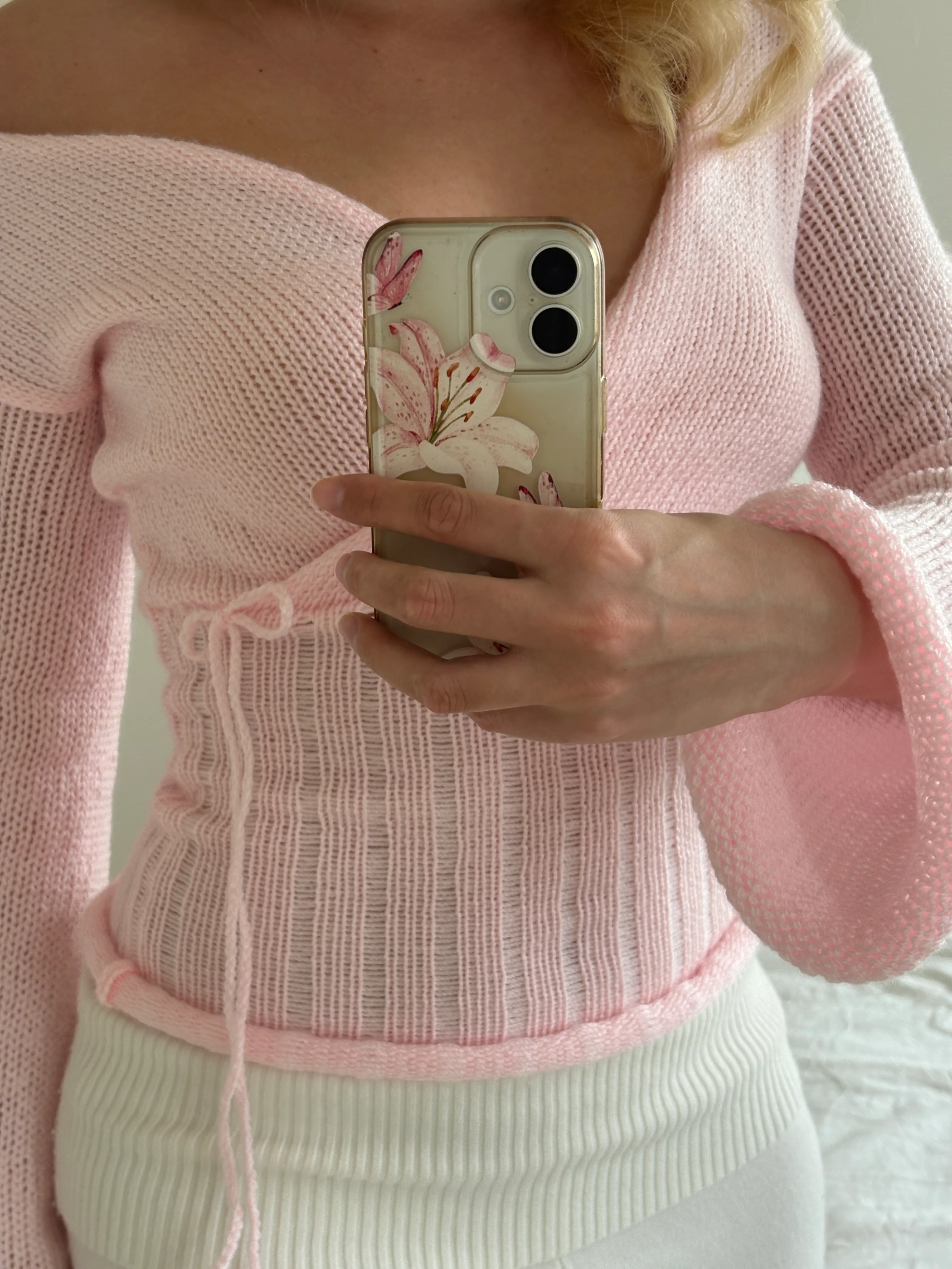 The Olivia sweater - baby pink - Image 4